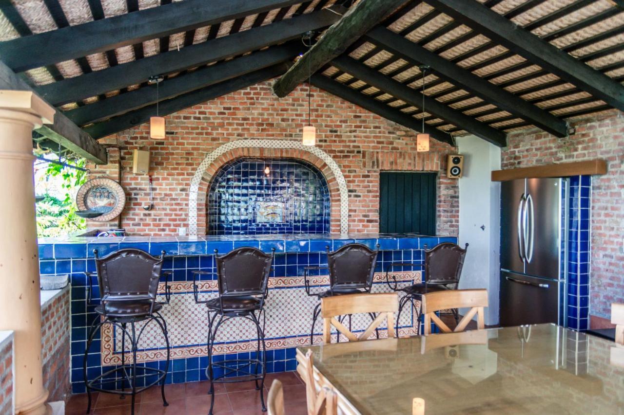 Casa Galeana- Tropical 1-Bd 1-Wc Mountain Top Luxury Suite With Stunning Views 阿吉吉克 外观 照片