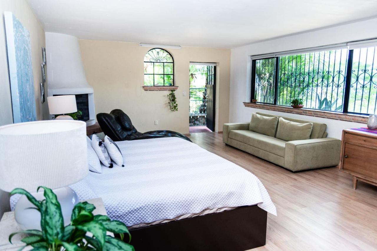 Casa Galeana- Tropical 1-Bd 1-Wc Mountain Top Luxury Suite With Stunning Views 阿吉吉克 外观 照片